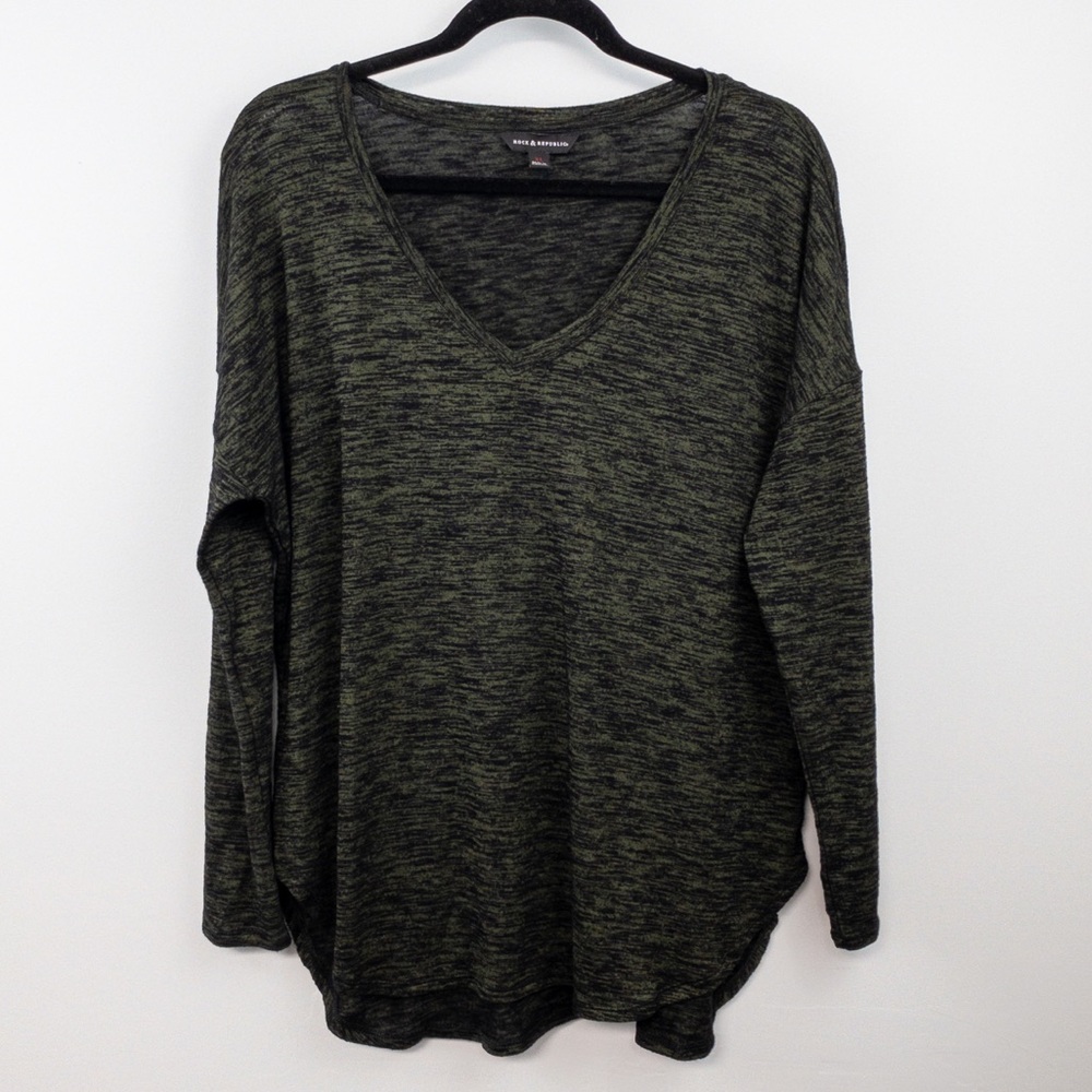 Rock & Republic Green Black Long Sleeve V-Neck XL